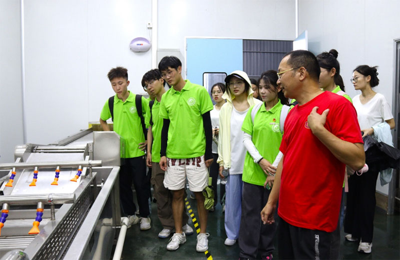 "科技興農，情系百香——福建農林大學‘知農愛農、科振百香’鄉(xiāng)村振興行"