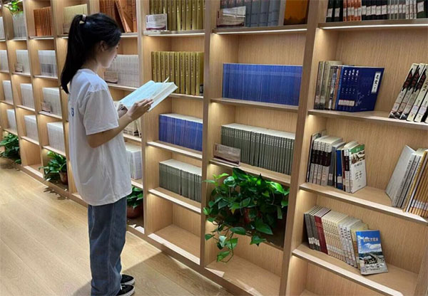 安理學子三下鄉(xiāng)：尋訪中華藥都，賦能鄉(xiāng)村振興