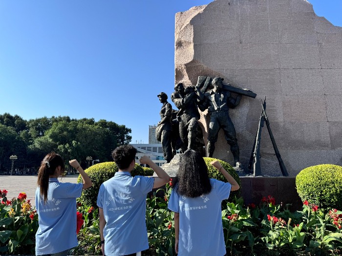 安徽財經(jīng)大學赴新疆生產(chǎn)建設兵團“情系天山，軍墾戍疆”暑期社會實踐紀實