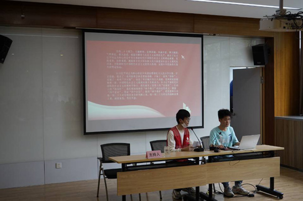 泰院學(xué)子進社區(qū):貫徹二十大，奮斗新征程
