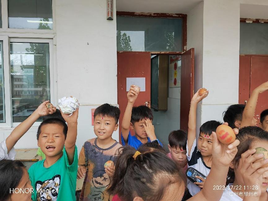 關(guān)愛(ài)兒童健康，奔跑的雞蛋