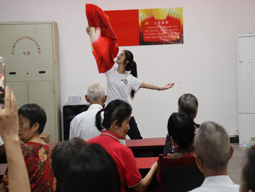 內(nèi)江師范學(xué)院學(xué)子暑期三下鄉(xiāng)： 提倡廉潔揚清風(fēng)，弘揚清廉擔(dān)使命