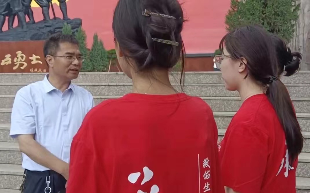 承德醫(yī)學(xué)院“薪火相傳，筑夢未來”暑期社會實踐服務(wù)隊“三下鄉(xiāng)”社會實踐活動圓滿結(jié)